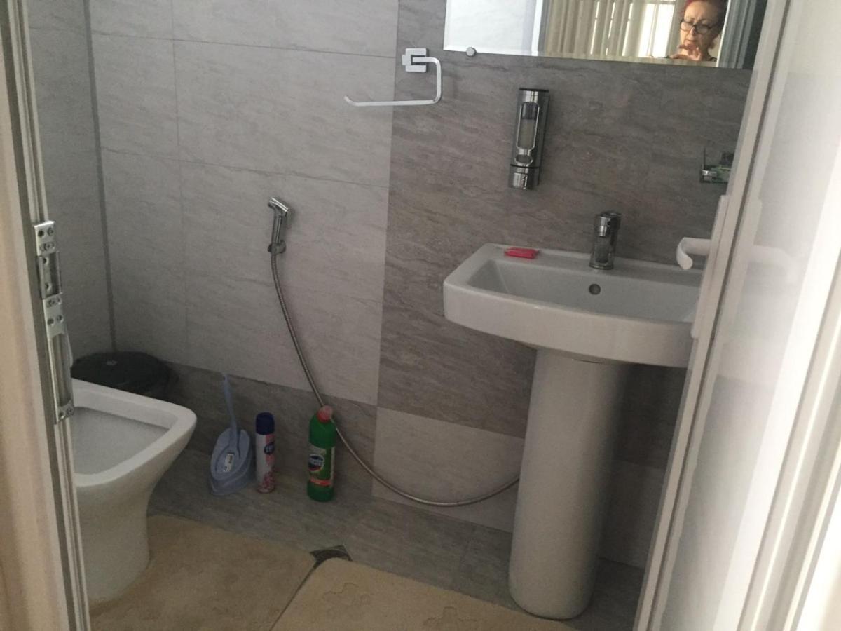 Barsa Apartment Zestafoni Luaran gambar